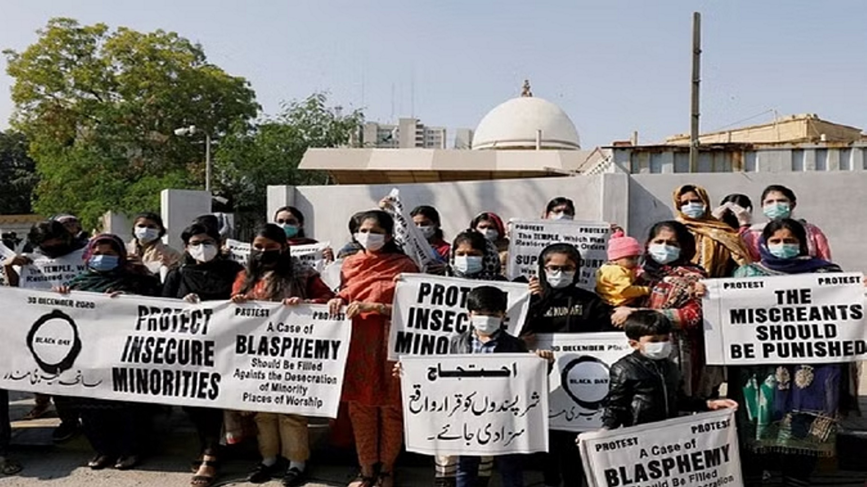 पाकिस्तान में हिंदू युवती के अपहरण पर उबाल