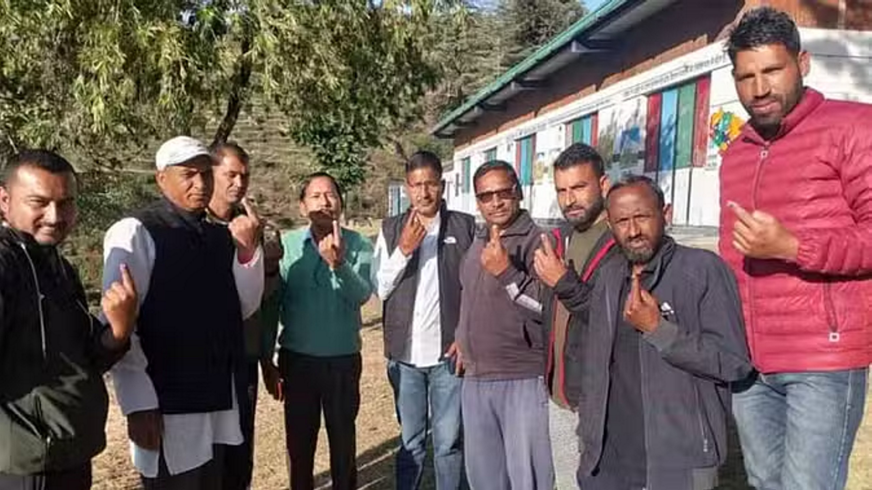 Kedarnath Election: मतदान शुरू....मैदान में छह प्रत्याशी, भाजपा की प्रतिष्ठा दांव पर