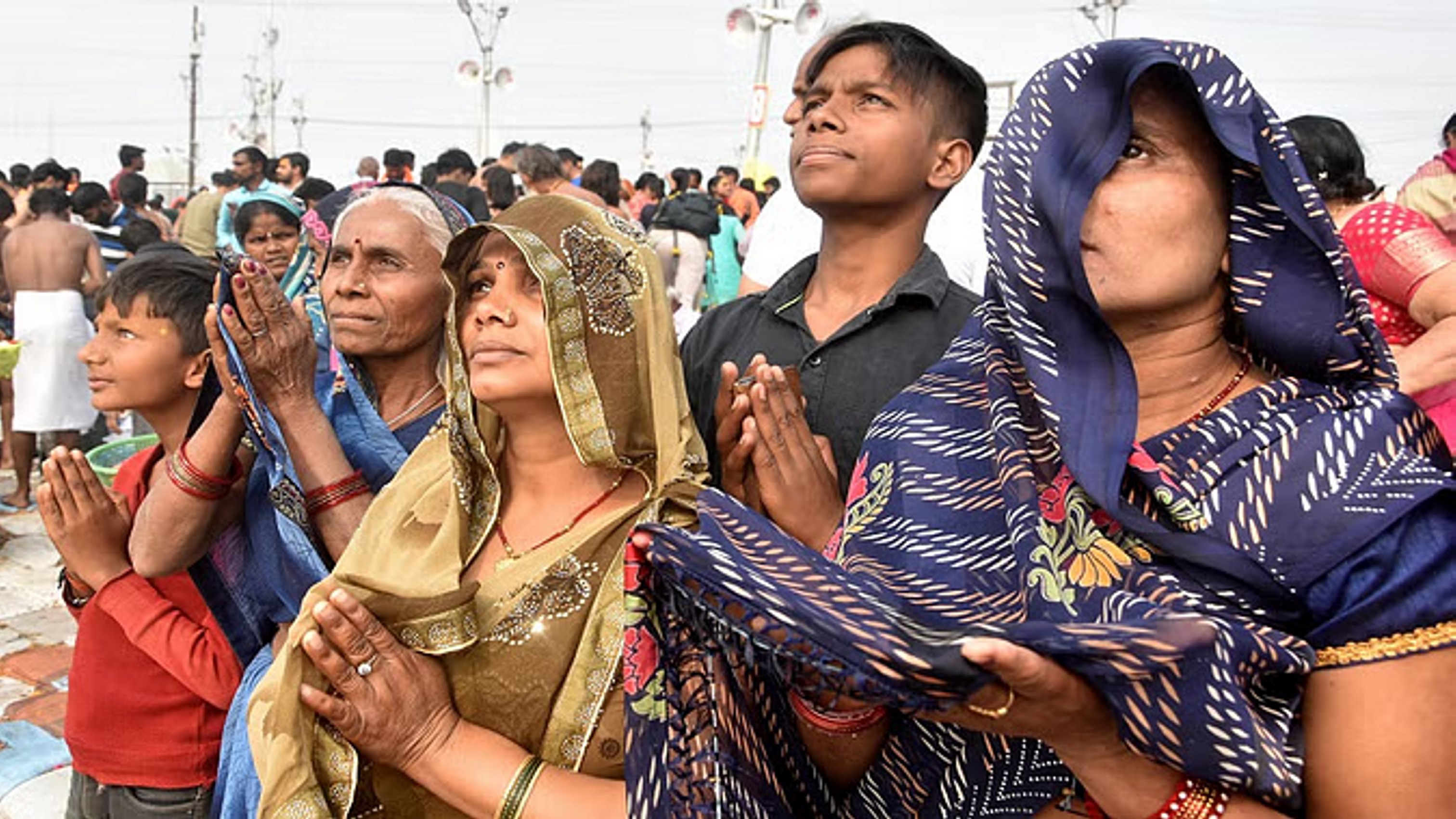 मौनी अमावस्या से पहले तीर्थनगरी में श्रद्धालुओं का रेला