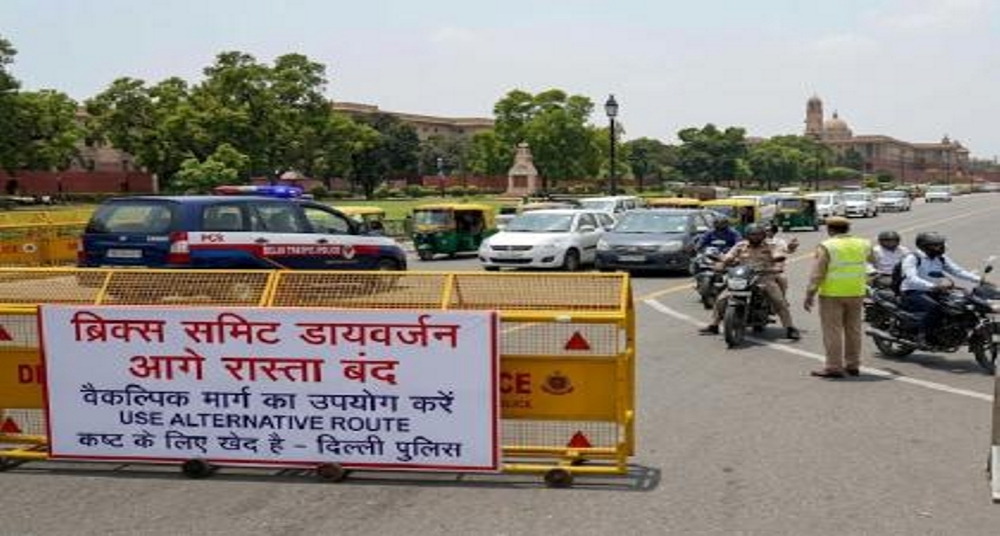 आज नई दिल्ली में वीवीआई मूवमेंट, कई रास्ते किए गए बंद