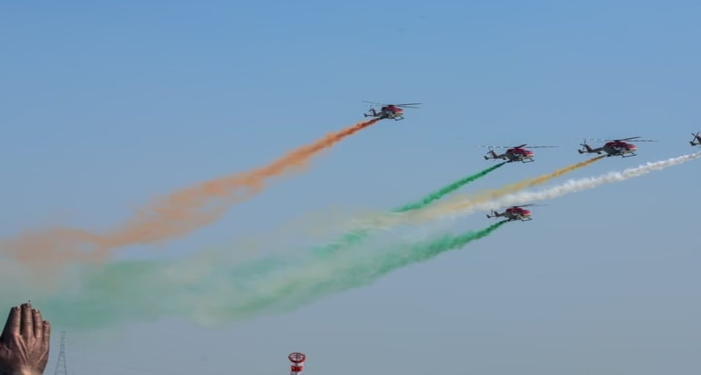 फुल ऑपरेशनल लोड के साथ गरजे वायुसेना के लड़ाकू विमान