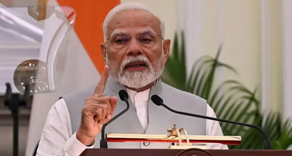 प्रशासनिक जीवन के 25 साल पूरे: प्रधानमंत्री मोदी बोले- जनता का विश्वास मेरी ताकत